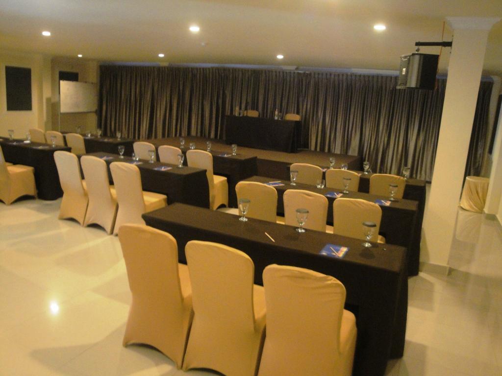 Ramayana Hotel Makasar Exteriér fotografie