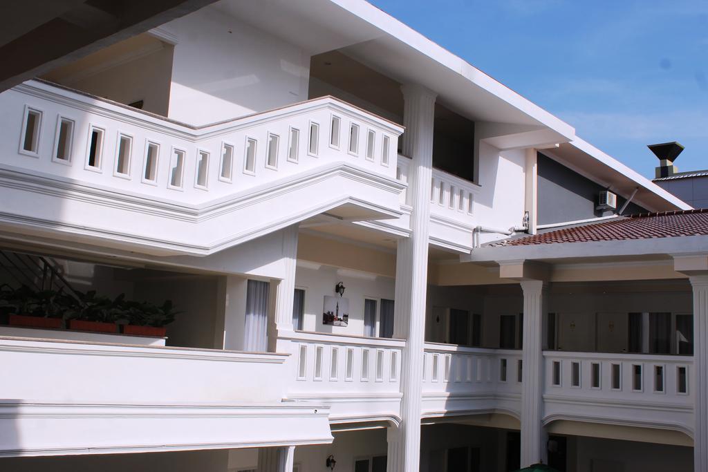 Ramayana Hotel Makasar Exteriér fotografie