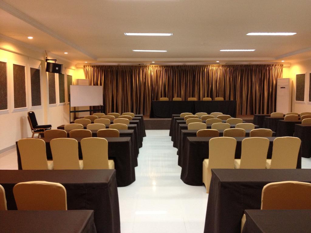 Ramayana Hotel Makasar Exteriér fotografie